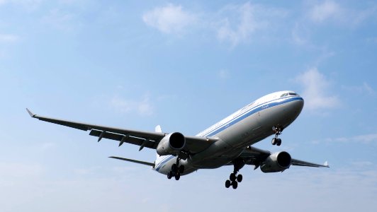 Air China Airbus A330-343X B-6530 on Final Approach at Taipei Songshan Airport 20150110a