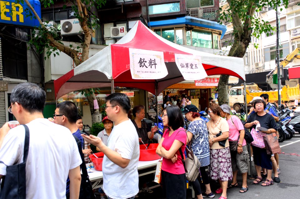Aiyu and Grass Jelly Drinking Booth at Futai Village Duanwu Festival Carnival 20150613