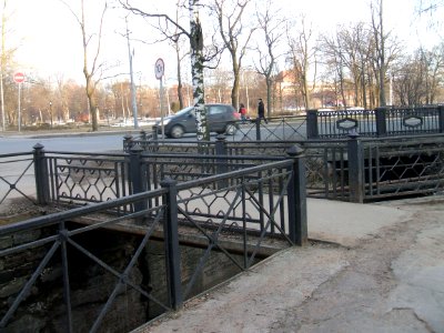 Сестрорецк СПб Пешеходный мост через Заводской канал photo