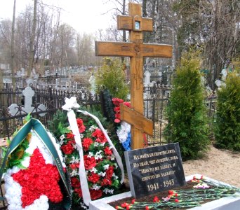 Горская СПб кладбище памятник граждан Лисьего Носа погибшим в блокаду