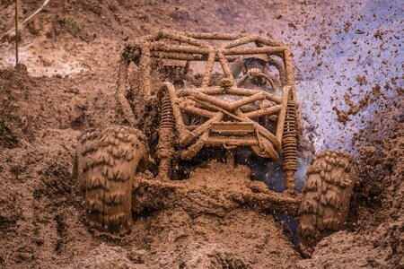 4x4 mud dirt photo