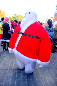 Big Hero 6 Baymax Mascot (Santa Claus) at CWT41 20151213