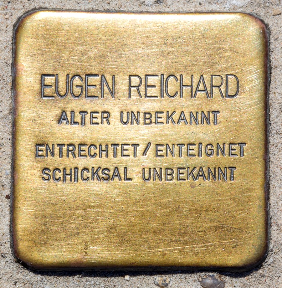 Binz Stolpersteine Strandpromenade 27 Eugen Reichard 01