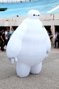 Big Hero 6 Baymax Mascot at FF26 20150829a