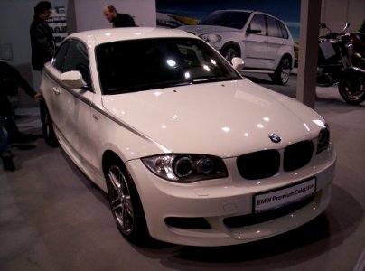 BMW 1 Series Coupé (E82) front Poznan 2011
