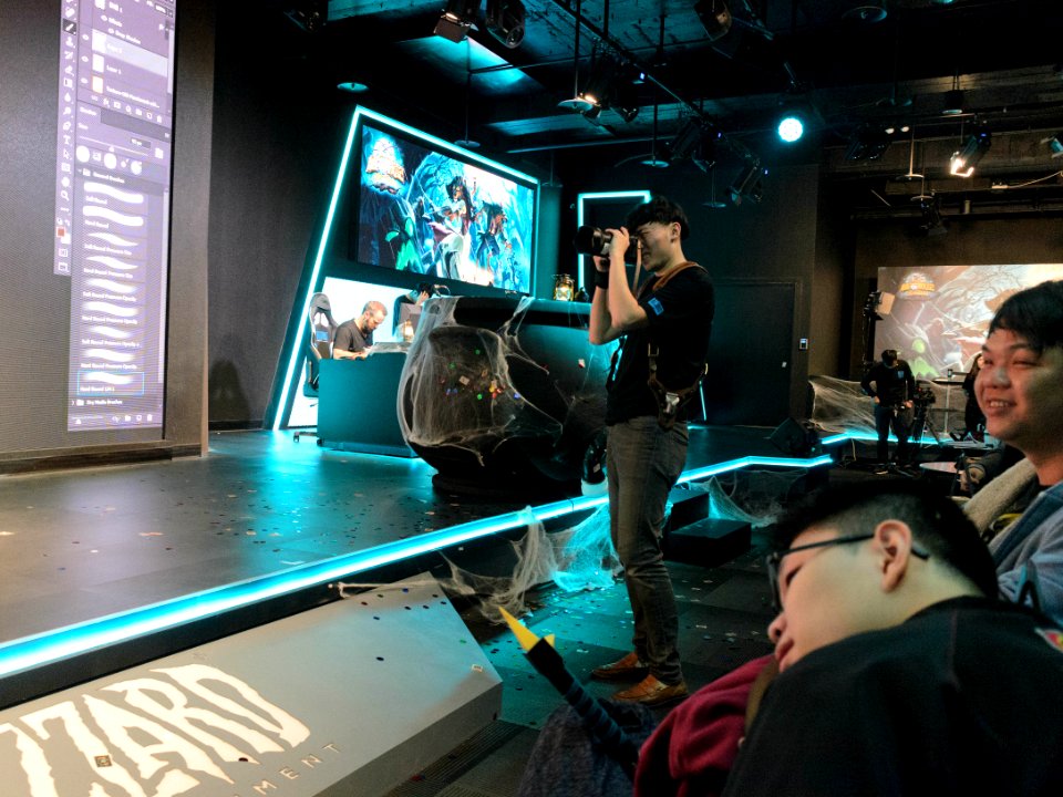 Bizzard Crew Photographing Stage of Witchwood Launch Warming up Party 20180407