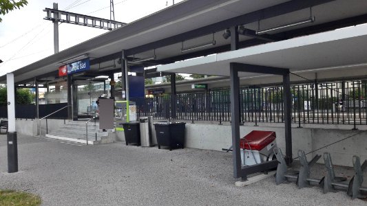 Bern Bümpliz Süd railway station