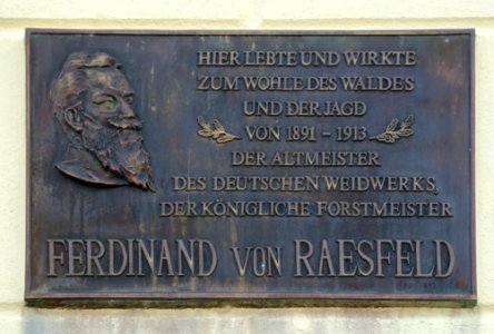 Born am Darss Oberfoersterei Gedenktafel Ferdinand von Raesfeld 01