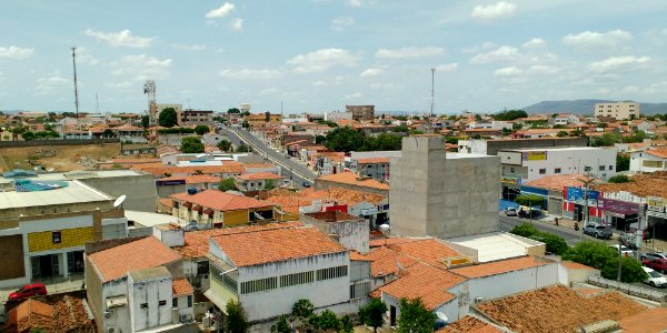 BR-405 e panorama de Pau dos Ferros (RN)
