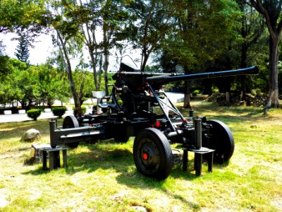 Bofors 40mm Gun Display at Chengkungling 20121006a