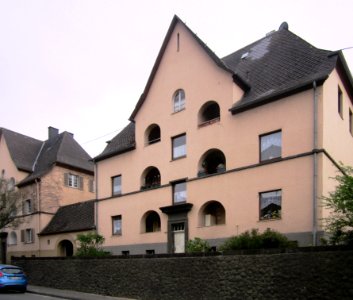 Asbacher Straße 130 - 132