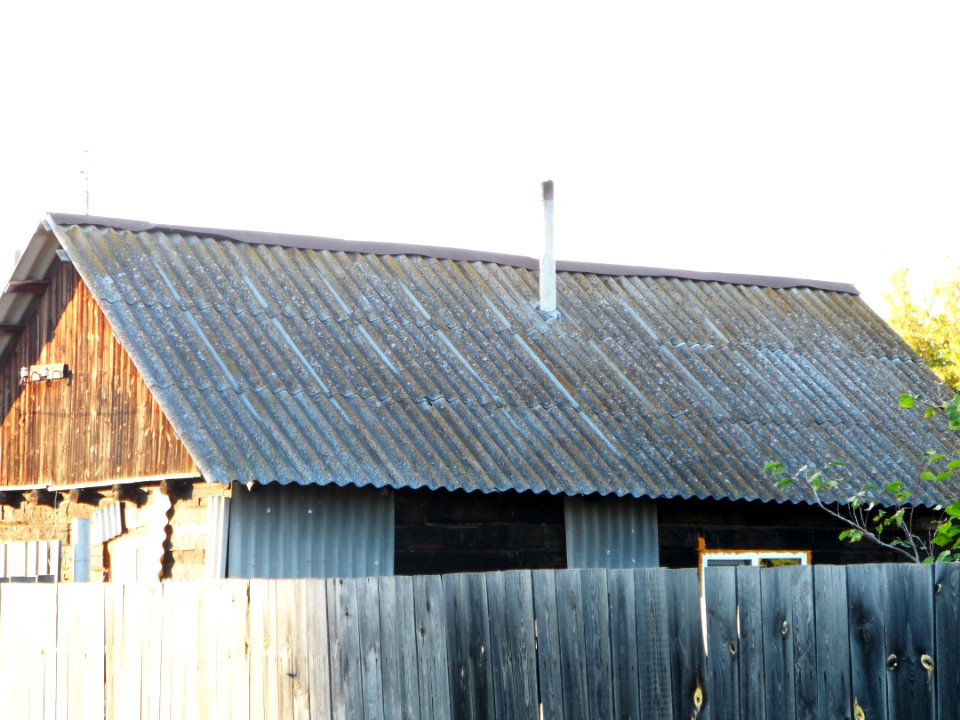Asbestos-cement slate roof (01)