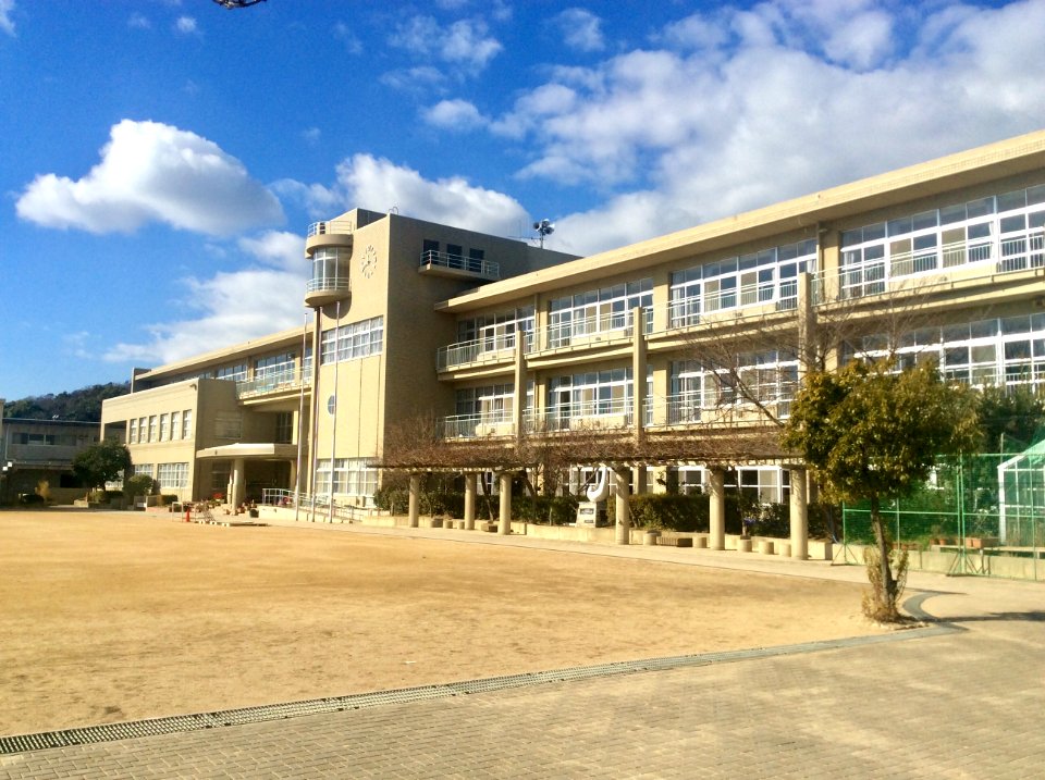 Ashiya Yamate elementary school