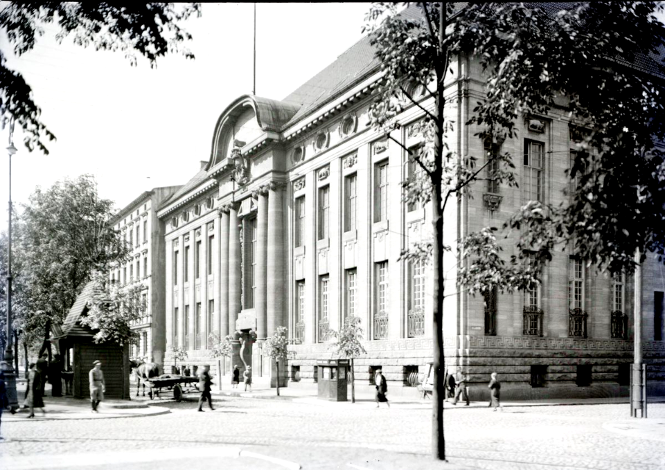 Archiwum Włodzimierza Pfeiffera 39 596 347
