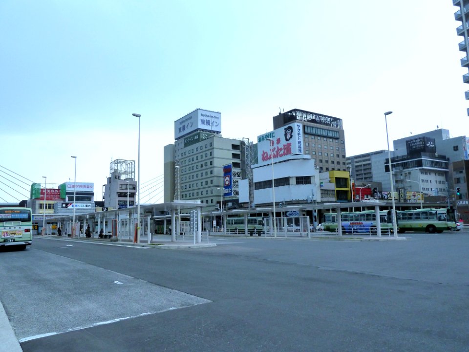 Aomori station ekimae2
