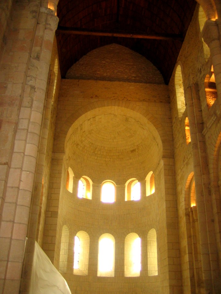 Apsis Bernay