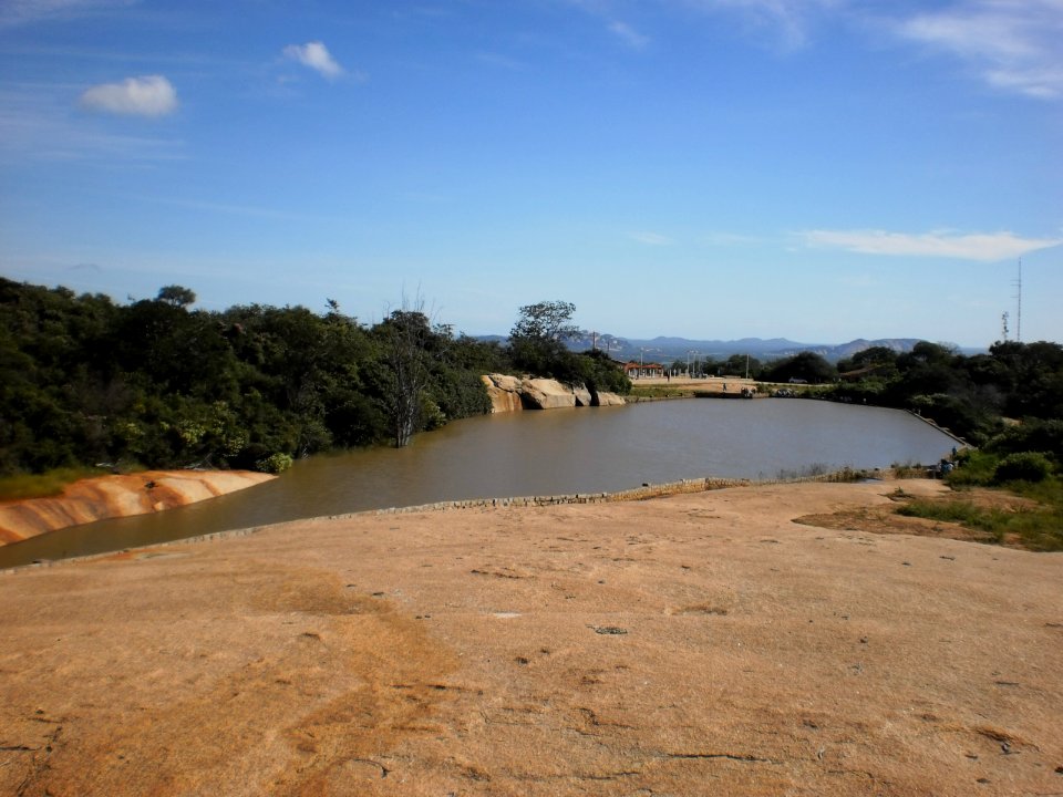 Barragem do Cruzeiro no Lima - Patu (RN)