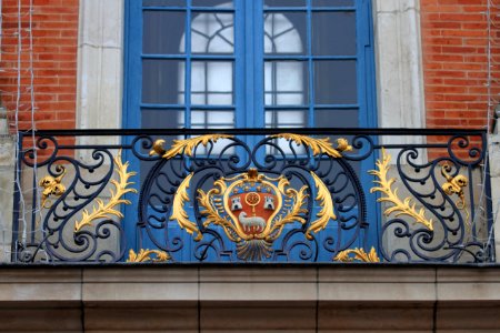 Balcony of the Capitole de Toulouse 05