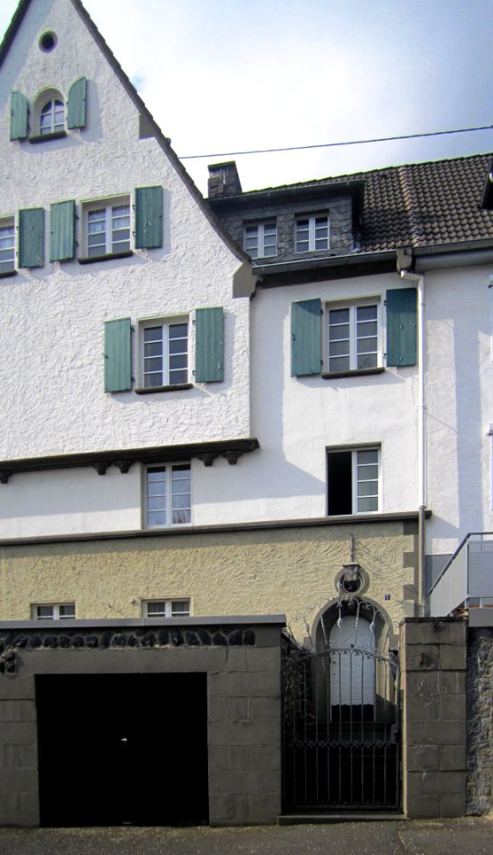 Beethovenstraße 1, ShiftN