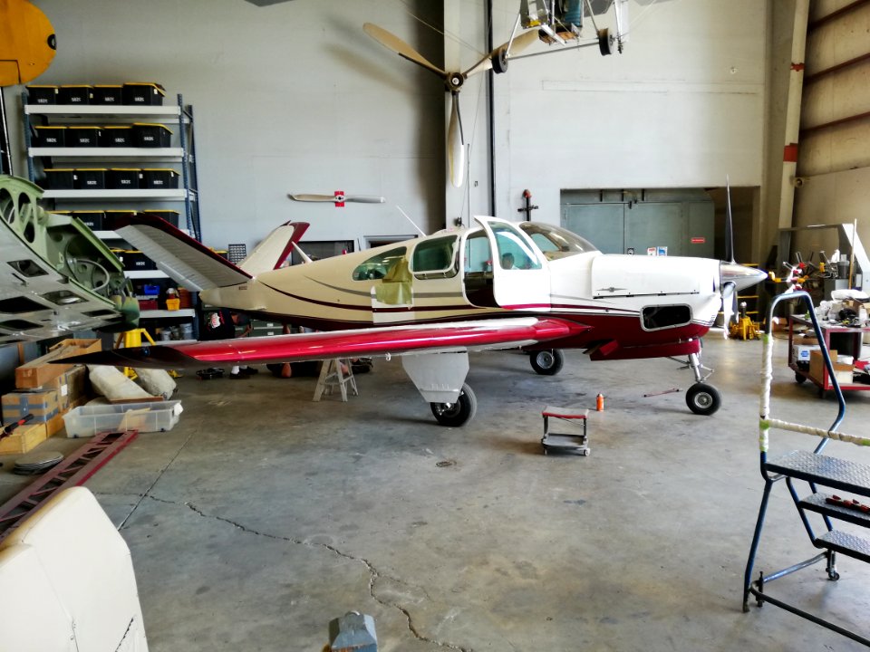 Beech N35 Bonanza (N1515Z) (26869255914)