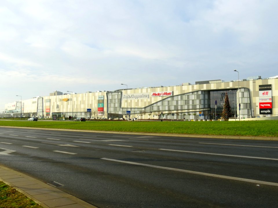 Avenida Poznań 01