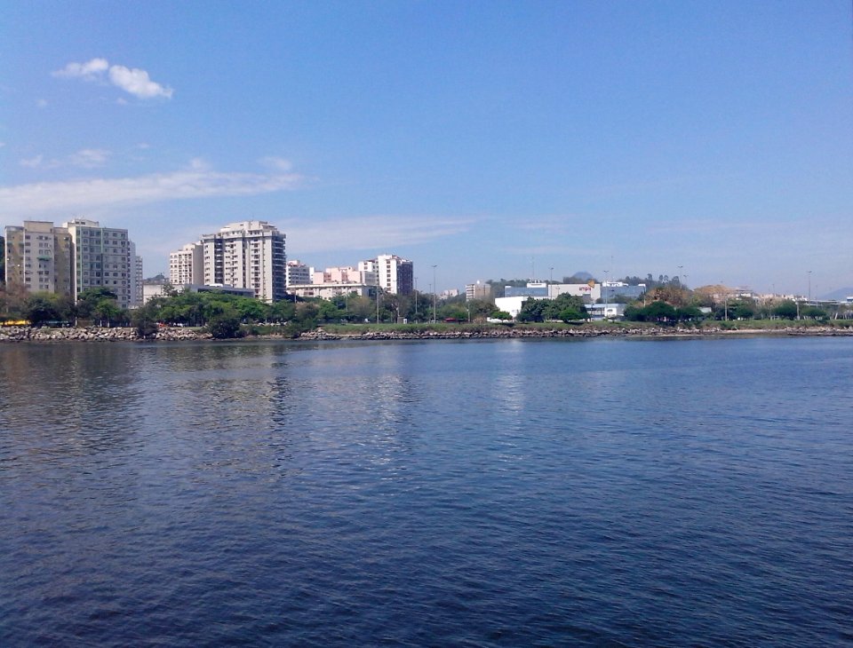 Baía de Guanabara e Centro de Niteroi