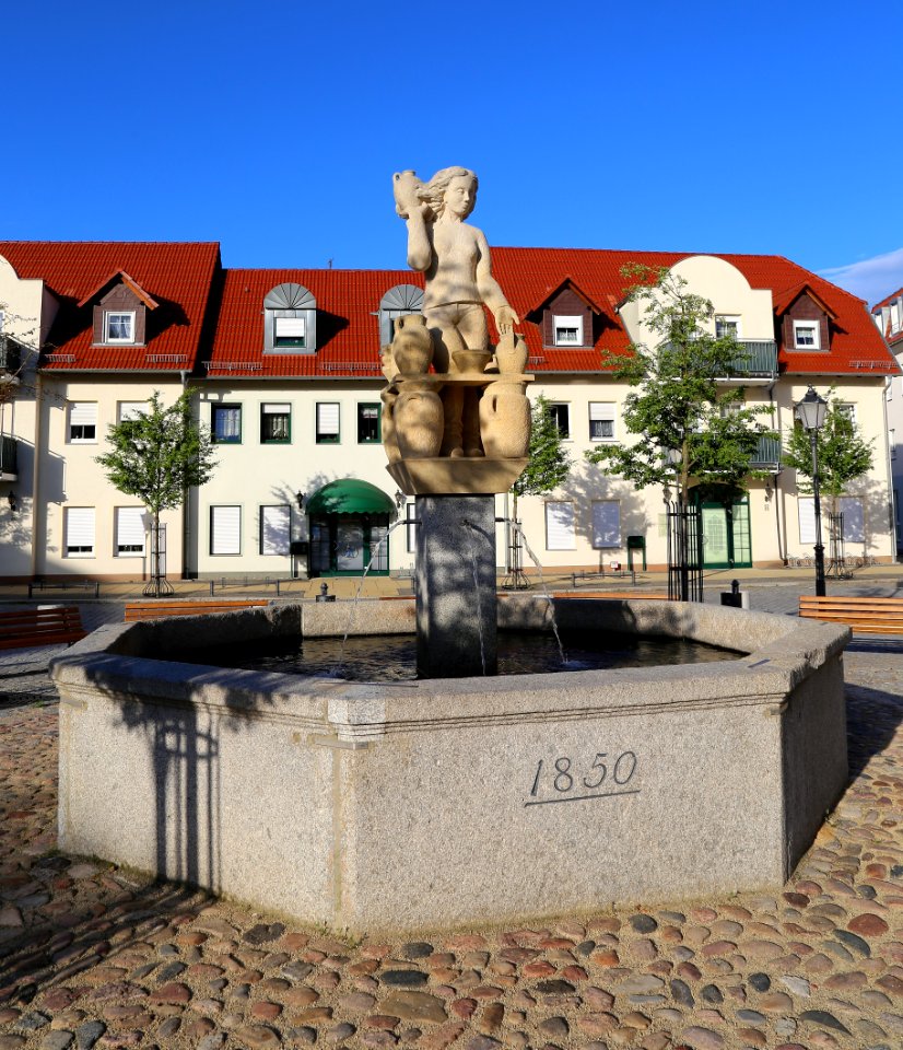 Bad Muskau Marktbrunnen 01