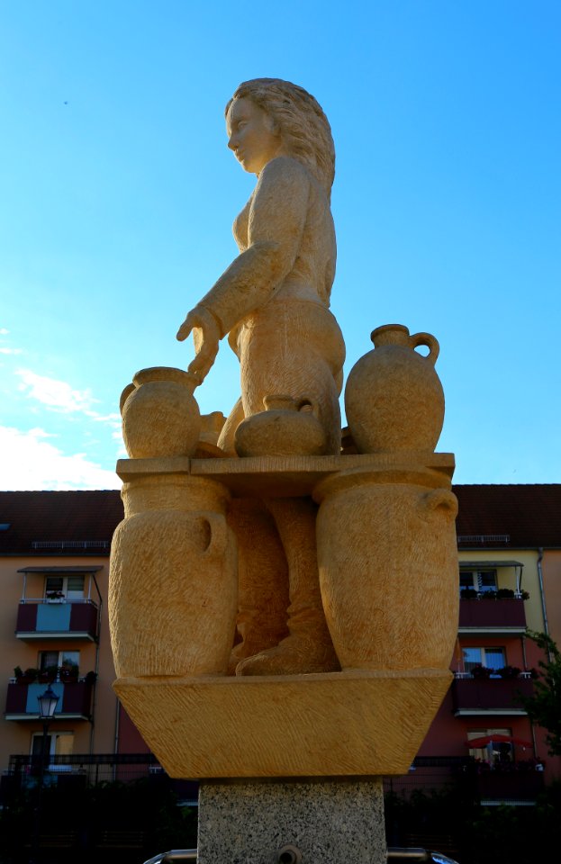 Bad Muskau Marktbrunnen 02