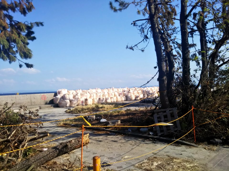 Yokohama Kanazawa breakwater, destroyed by Typhoon Faxai in 2019 01