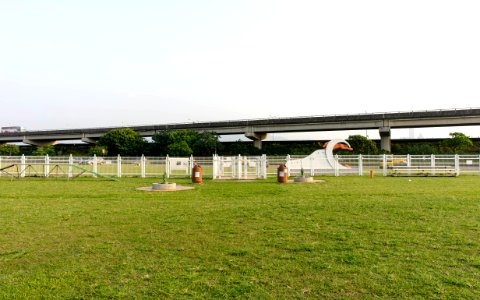 Yingfeng DogRun Area Exit Inside 20141014