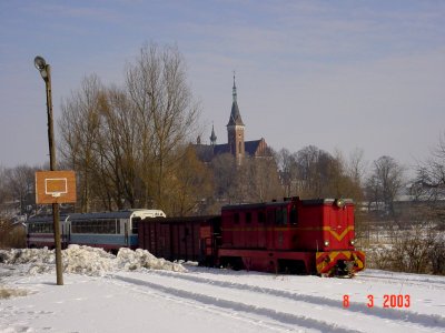 Wawolnica train