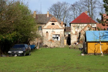 Zalužany Former Synagogue 01