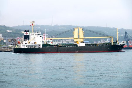 Yusho Eight Leaving Keelung Harbour 20150316b