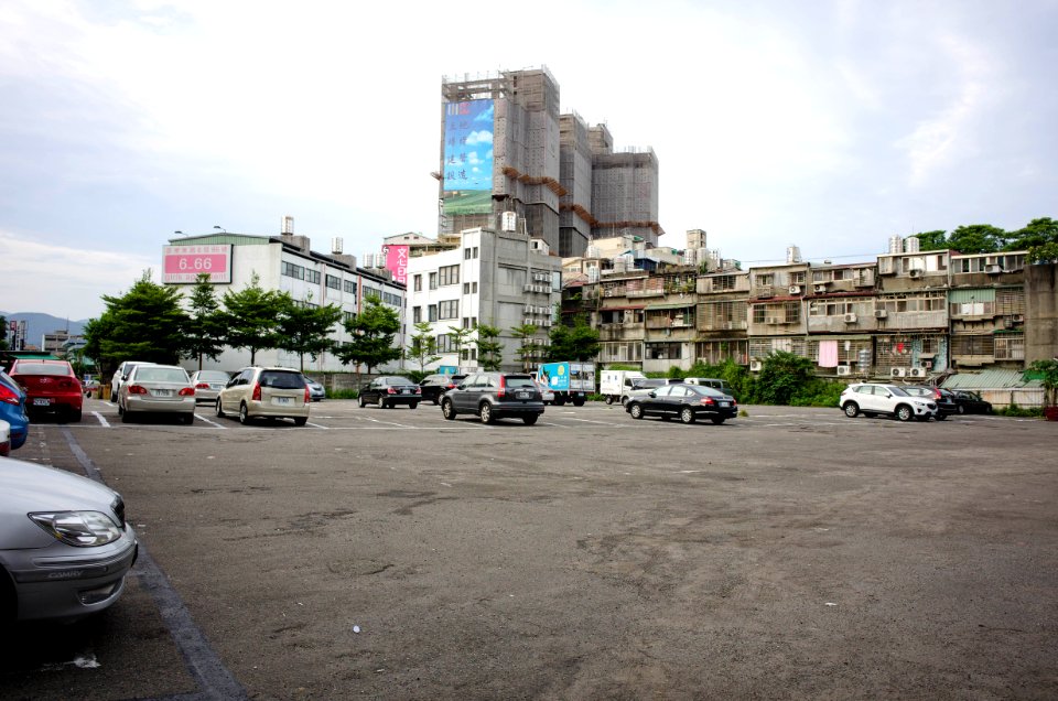 Yuchen Car Park 20140817