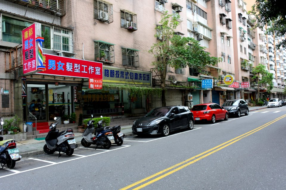 Yanshou Street in Evening 20150830