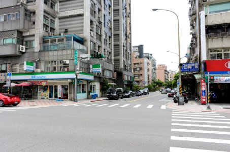 Yanshou Street and Tayou Road Intersection 20150627