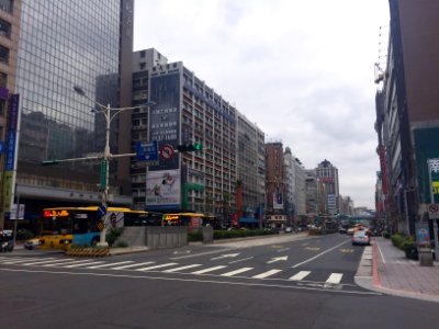 West View of Section 2, Nanjing East Road 20170125 photo