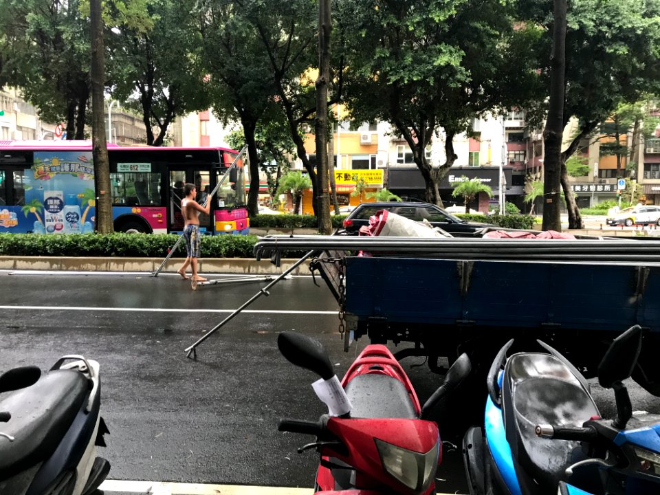 Workers Setting Tent Frames at Sanmin Road, Taipei 20170902b