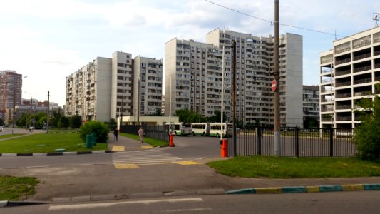Автобусная станция в Жулебино (июнь 2016)