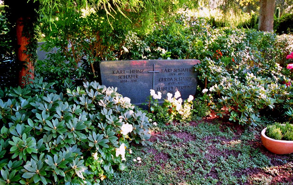Zentralfriedhof Ibbenbueren Familiengrab Schaefer 1