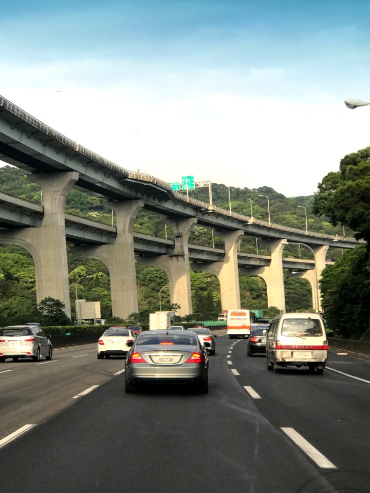Zhongshan Freeway at Taishan District, New Taipei 20180418b