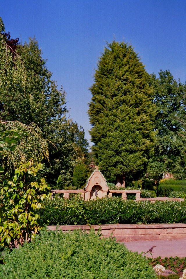 Zentralfriedhof Ibbenbueren Grabstelle Familie Toebben Rennen 01