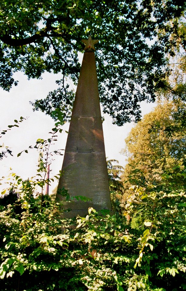 Zentralfriedhof Ibbenbueren Sowjetischer Friedhof 04