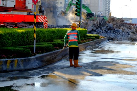 Zhongxiao Bridge Connection Ramp Scrapping 20160209-048