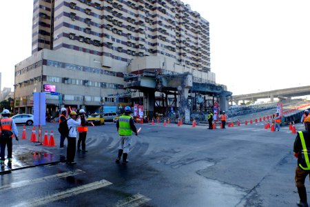 Zhongxiao Bridge Connection Ramp Scrapping 20160209-013