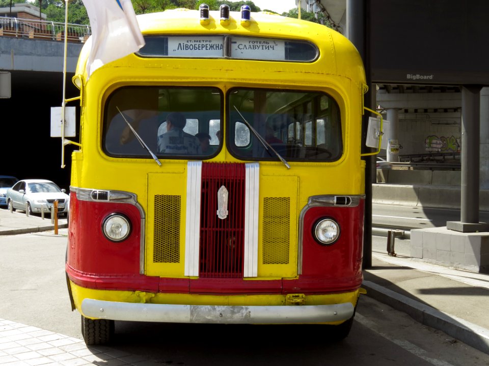 ZiS-155 OldCarLand Kiev2