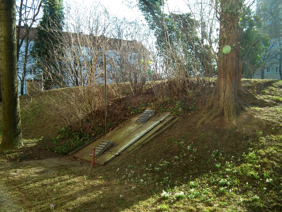 Zivilschutzbunker Hans-Dankner-Straße, Dresden 05