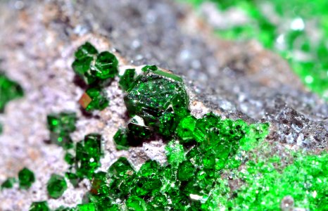Uvarovite (Russie) 7