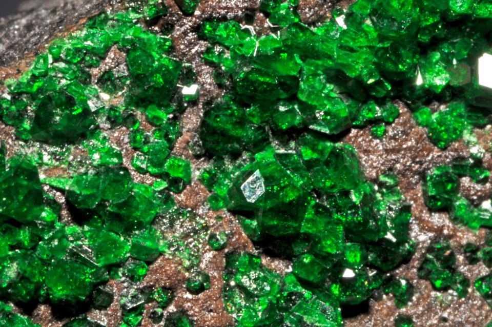 Uvarovite (Russie) 2