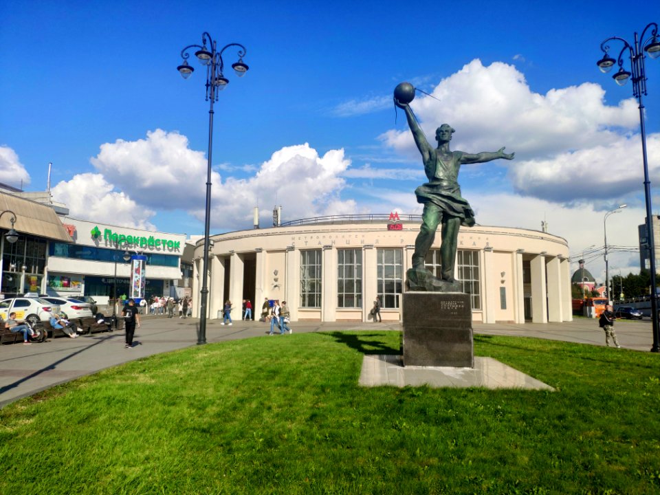 Vestibule of Rizhskaya in 2020